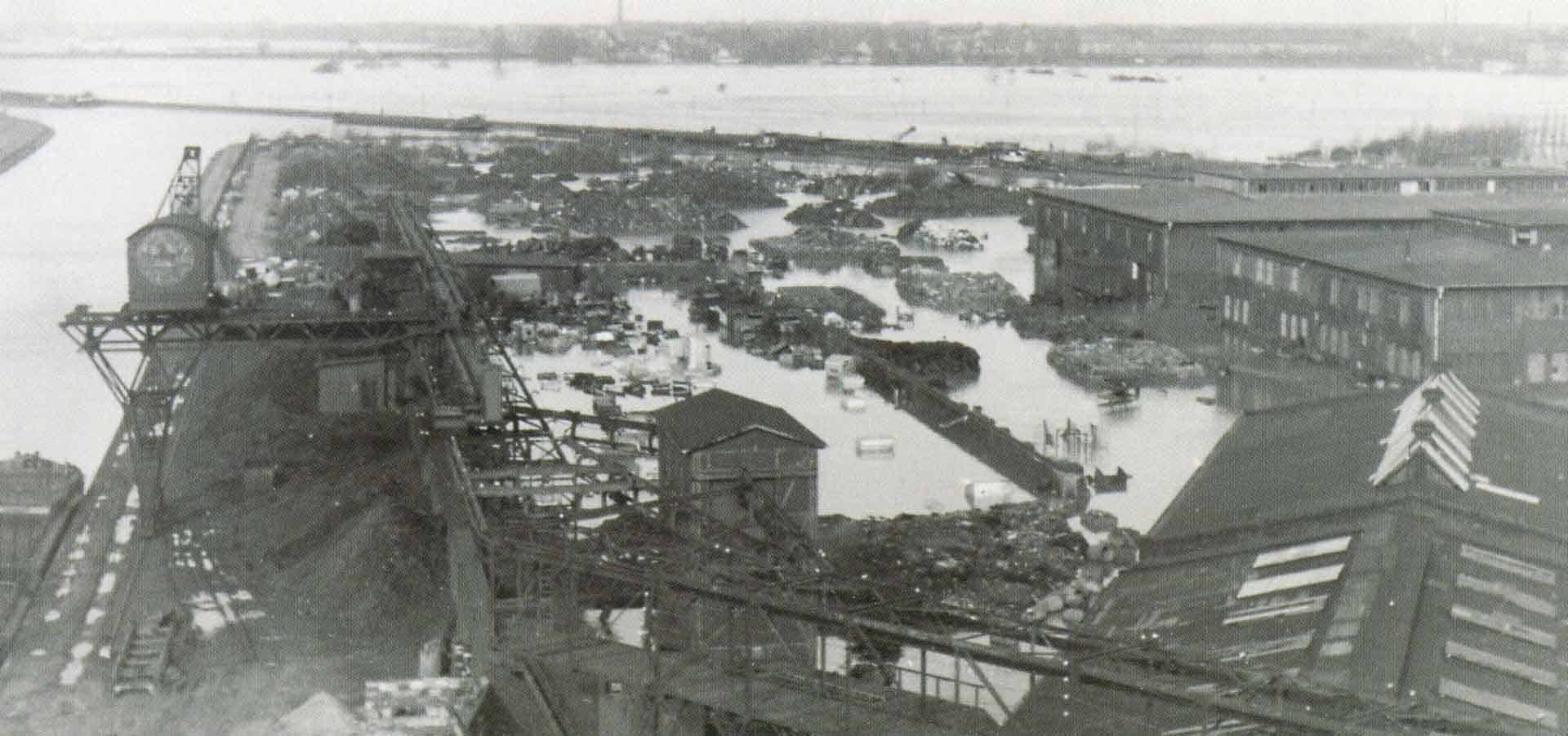 Das Hochwasser 1946 betrifft auch das Gelände in Limmer.